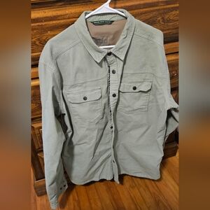 Stio Men's Green Button-Up Shirt